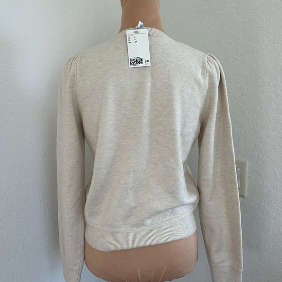 NEW H&M knit puff sleeve top - Picture 3 of 4